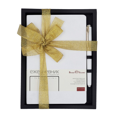 Фото Набор подарочный (ежедневник А5 без дат 272стр+ручка шар) MEGAPOLIS VELVET FLEX белый 3-531/23-2 от производителя, с доставкой по Хабаровску