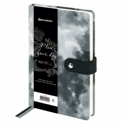 Фото Ежедневник А5 без дат BRAUBERG Nebula 320стр черный 116235 от производителя, с доставкой по Хабаровску