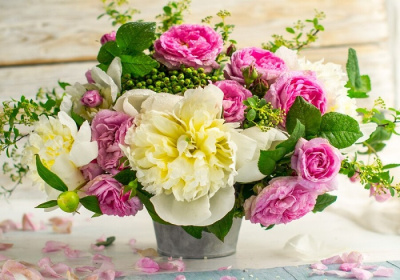 Фото Алмазная мозайка 30х40 Композиция из нежных цветов CF30072 от производителя, с доставкой по Хабаровску