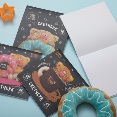 Фото Скетчбук 40л 165х165мм на скобе Кофейные коты 40Б5лA 092704 от производителя, с доставкой по Хабаровску